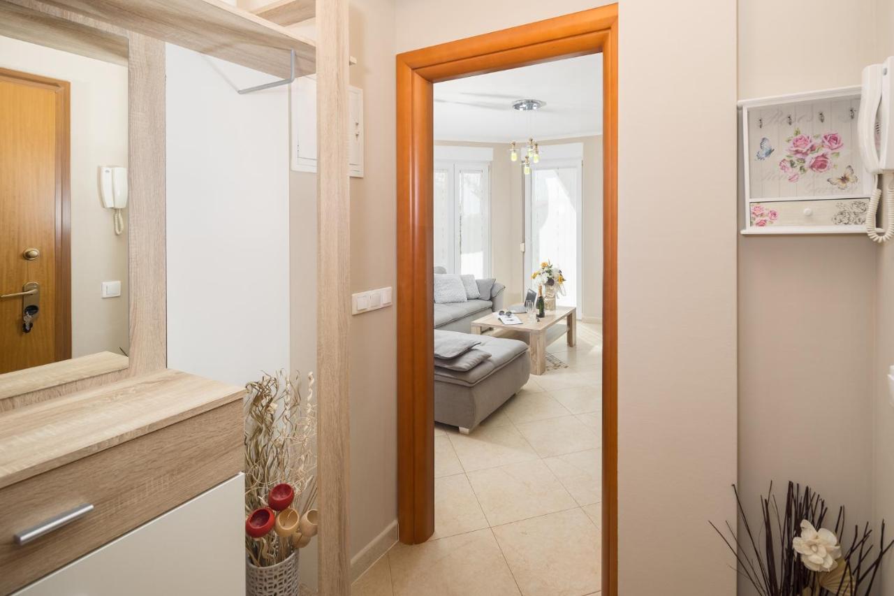 Rossini Superior Apartment โปเรช ภายนอก รูปภาพ